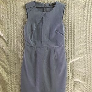 Banana Republic Women’s Sleeveless Sheath Dress